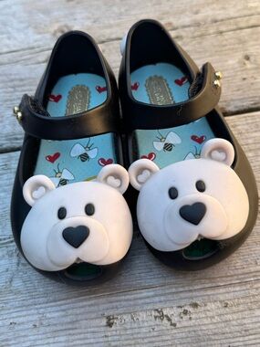 Mini Melissa Sz 5 polar bear shoes baby/toddler